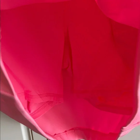 NET Lilly Pulitzer Pink Performance Skort Sz 4 - Picture 2 of 5